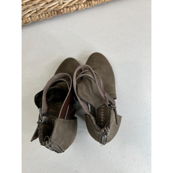 Madden Girl Women's‎ Open Side Strap Buckle Ankle Boots Gray/Brown Heel Size 7 - Picture 5 of 11